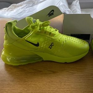 Brand new Nike shoes